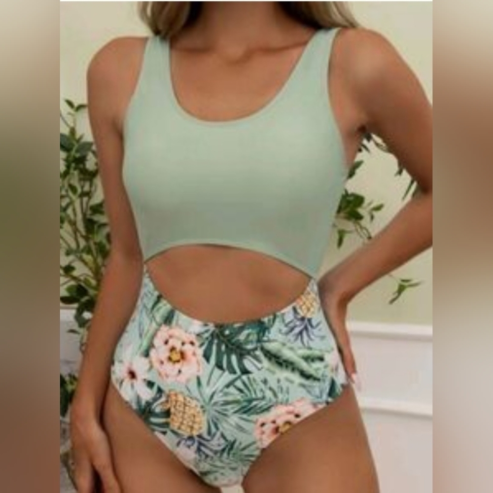 Unknown Brand women's swimsuit size Large